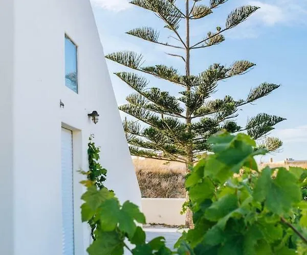 Sun Stories Apartment Vothon