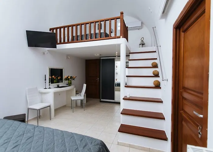 Sun Stories Apartment Vothon