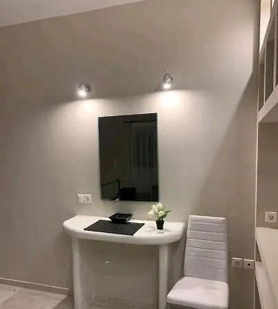 Sun Stories Апартаменты Вотон